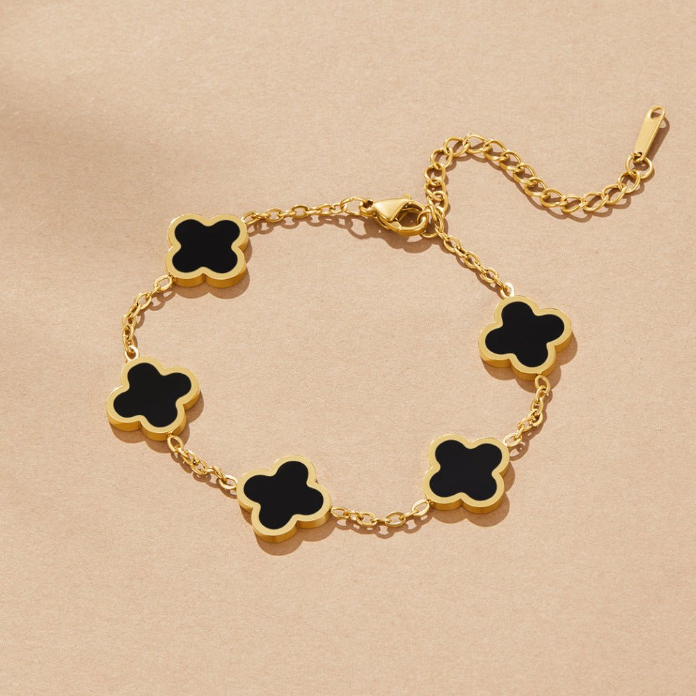 Black Clover Armbånd