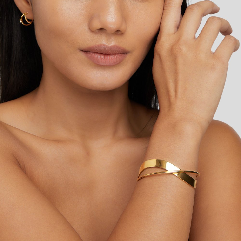 Eve Guld Bangle