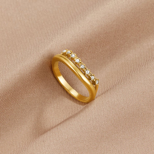 Marissa Hvid Krystal Lagdelt Ring